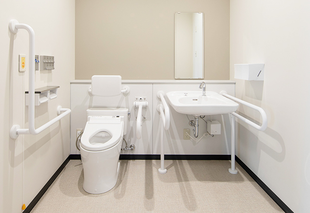 車椅子用トイレ